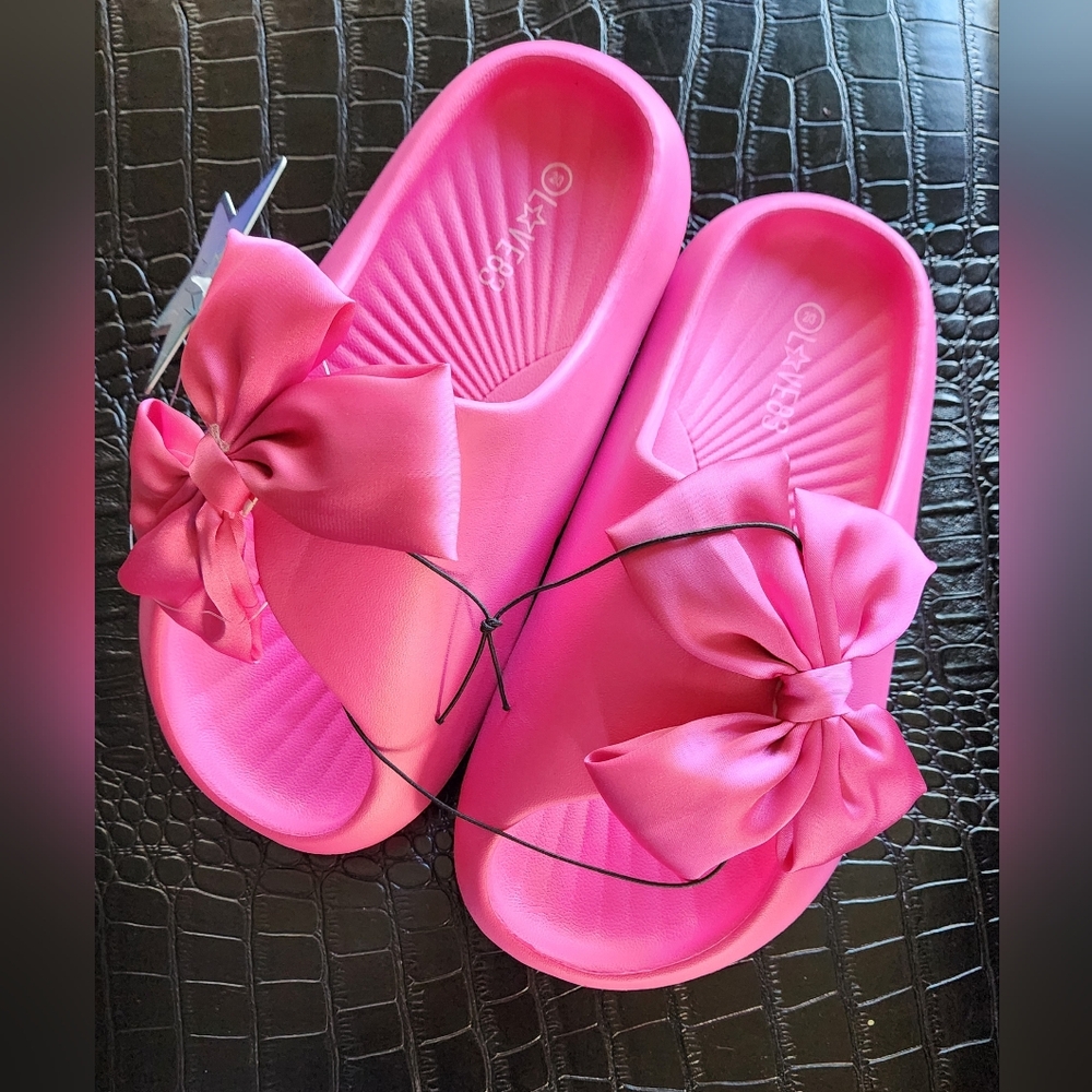 Love 83 Little Girls BowKnot Slides- Fuchsia